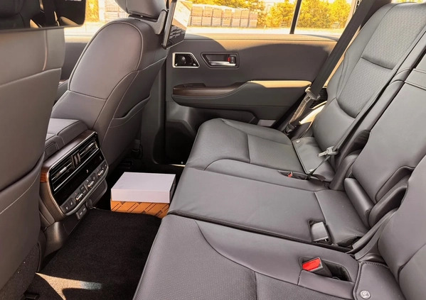 Toyota Land Cruiser cena 539000 przebieg: 25, rok produkcji 2023 z Wieleń małe 211